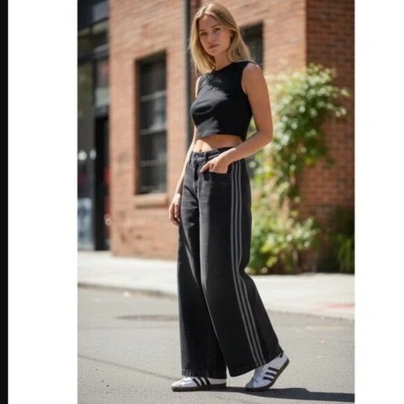 NWT Adidas Adicolor Adilenium Denim Wide Pants Women Size 30/30 - Picture 3 of 8